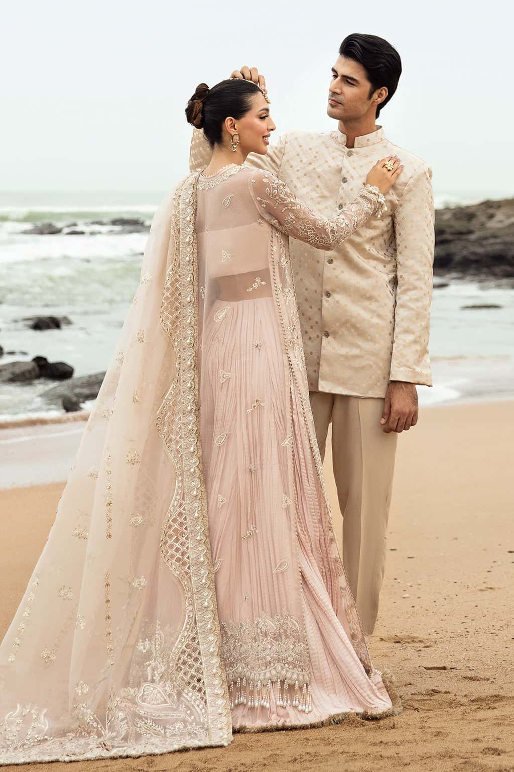Afrozeh | Dastangoi Wedding Formal'24 | AWE-05 SHAHNOOR - Aqsa Fabrics