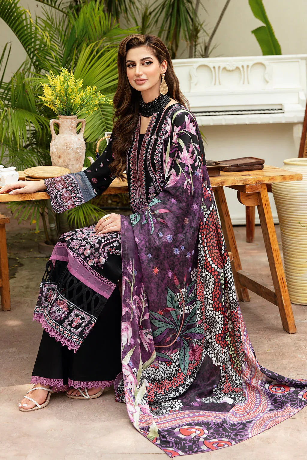 Ramsha | Luxury Lawn 24 | Y-806 - Aqsa Fabrics