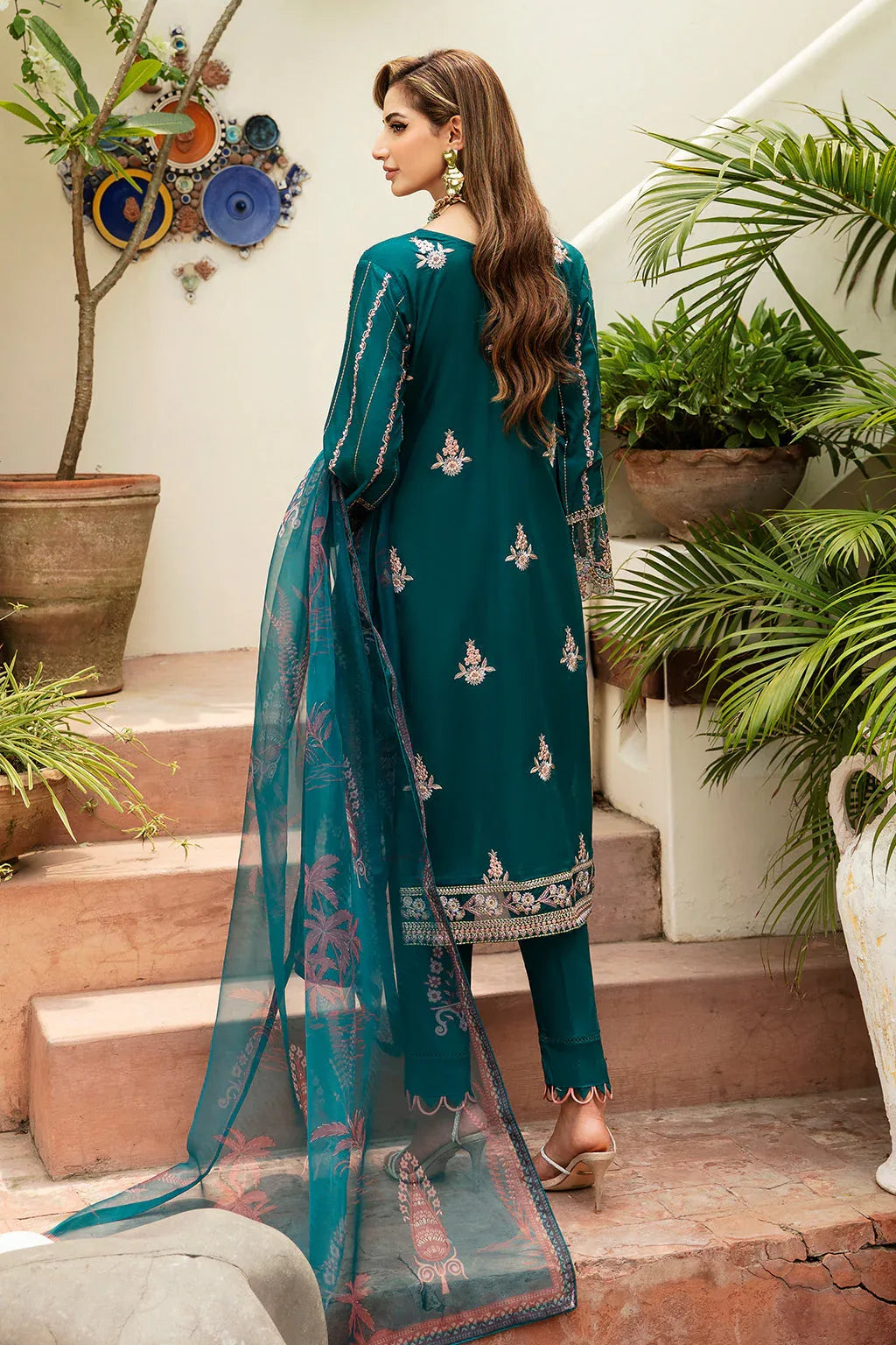 Ramsha | Luxury Lawn 24 | Y-808 - Aqsa Fabrics