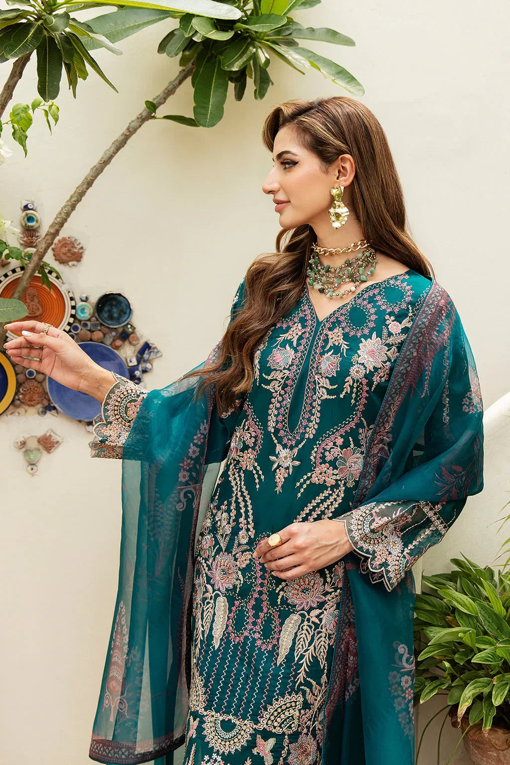 Ramsha | Luxury Lawn 24 | Y-808 - Aqsa Fabrics