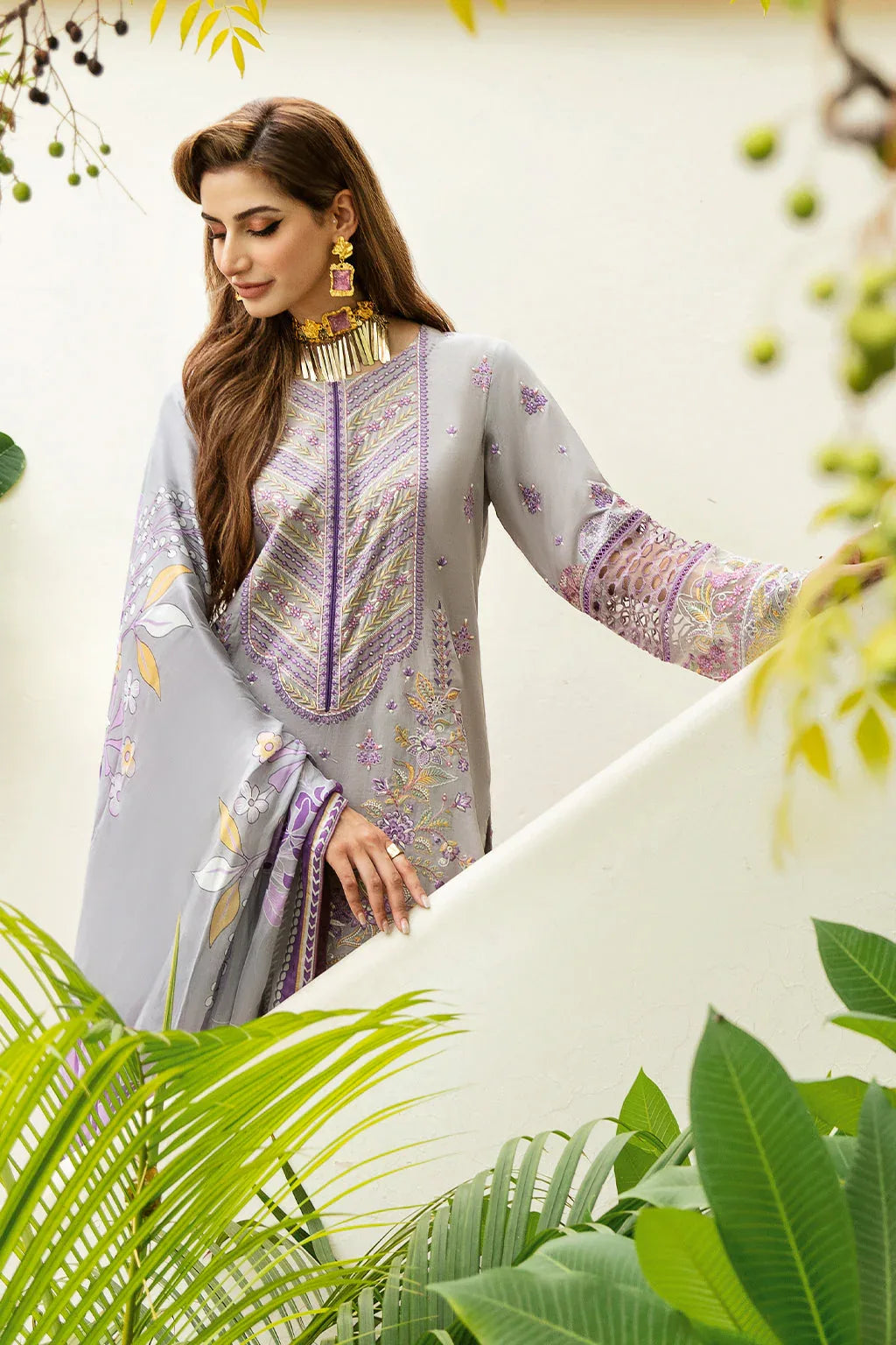 Ramsha | Luxury Lawn 24 | Y-809 - Aqsa Fabrics