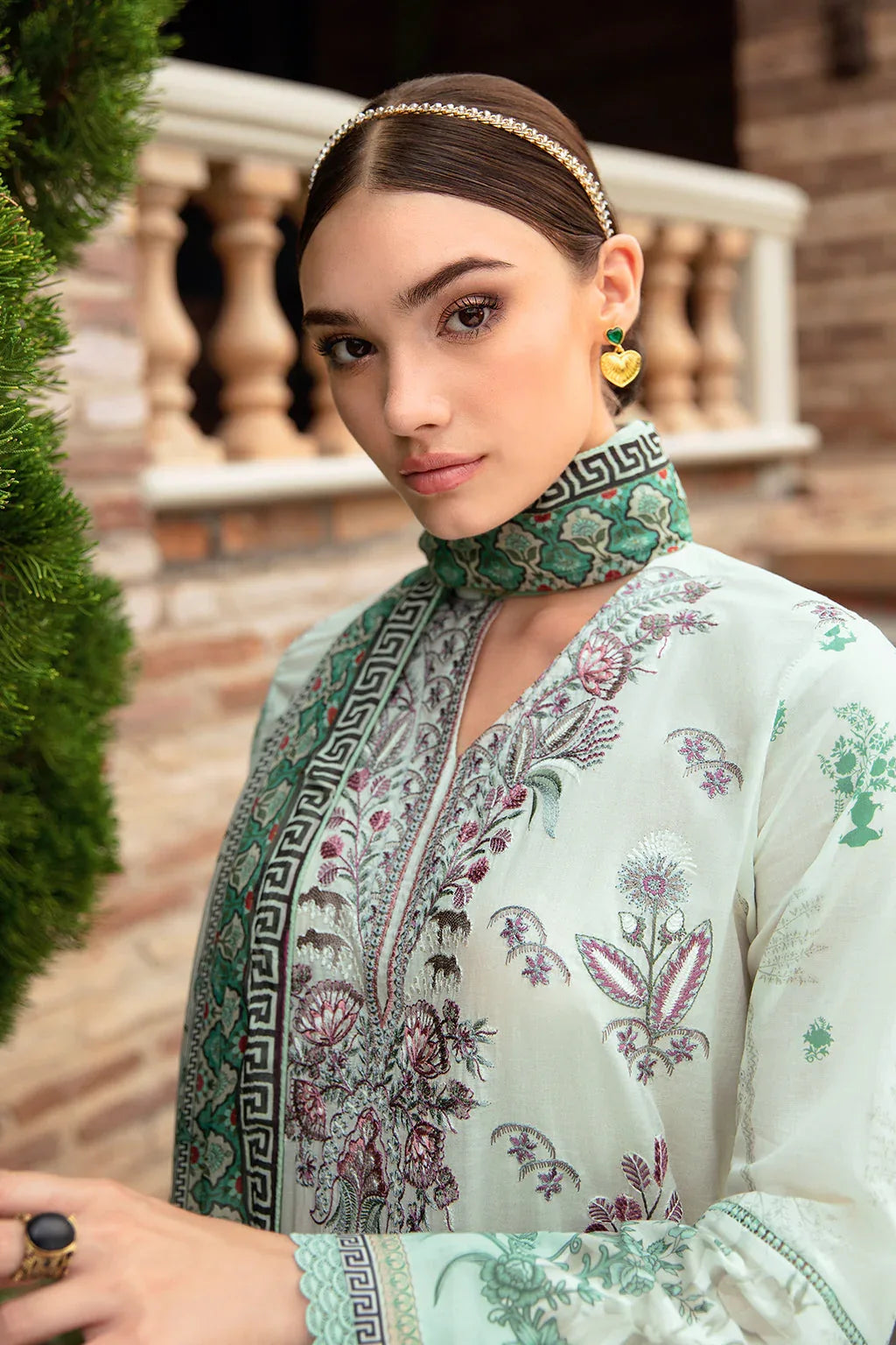 Ramsha | Riwayat Lawn Collection| Y-905 - Aqsa Fabrics