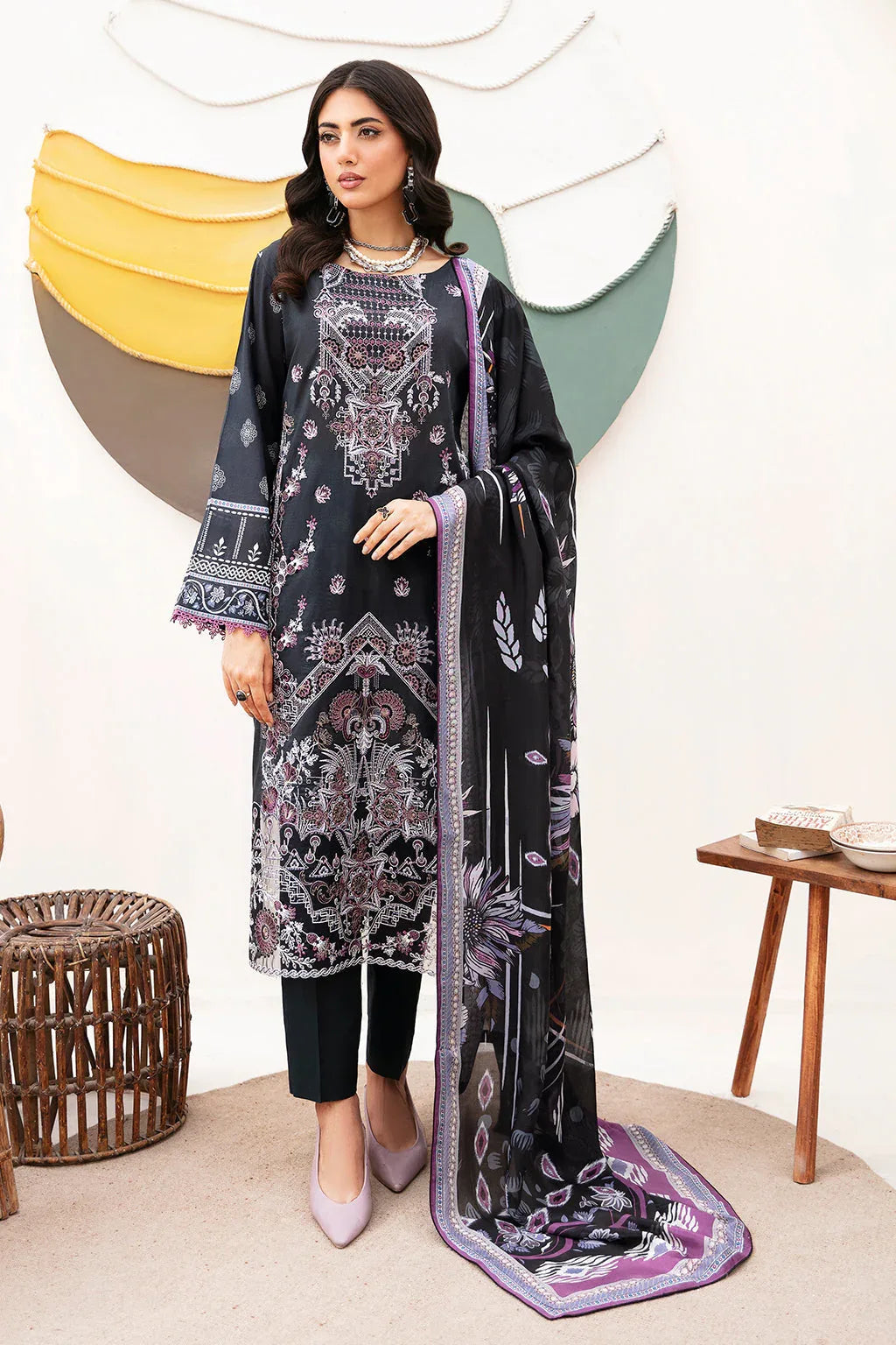 Ramsha | Mashaal Luxury Lawn | L-1102 - Aqsa Fabrics
