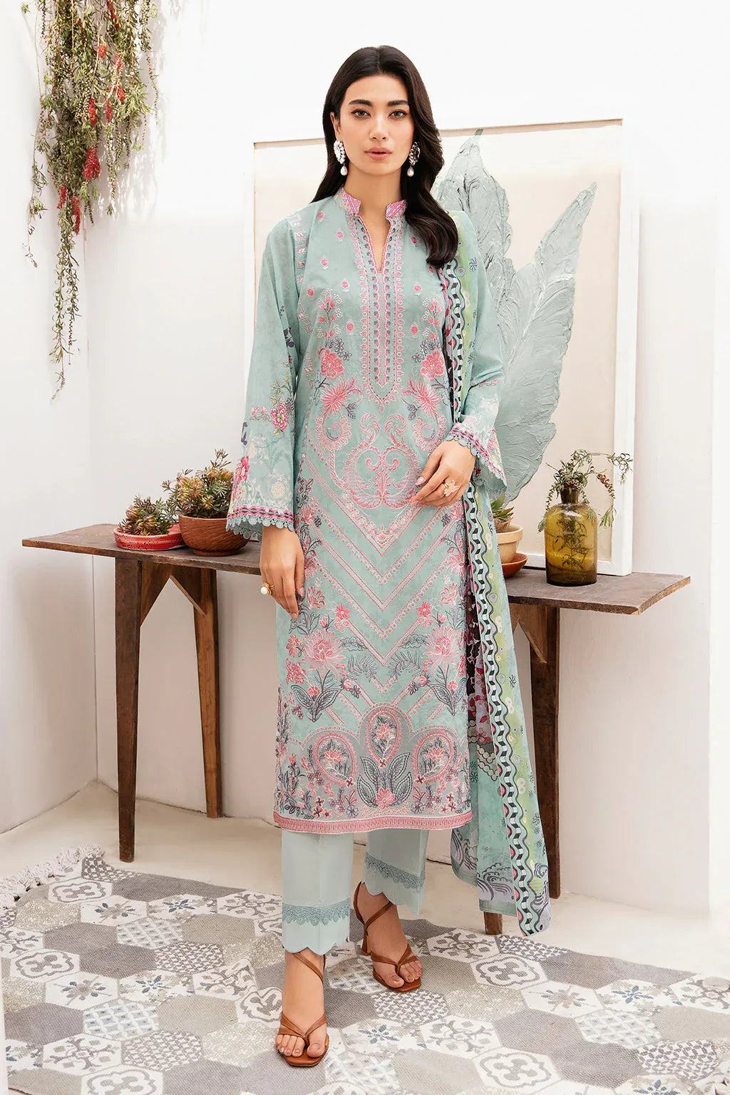 Ramsha | Mashaal Luxury Lawn | L-1110 - Aqsa Fabrics