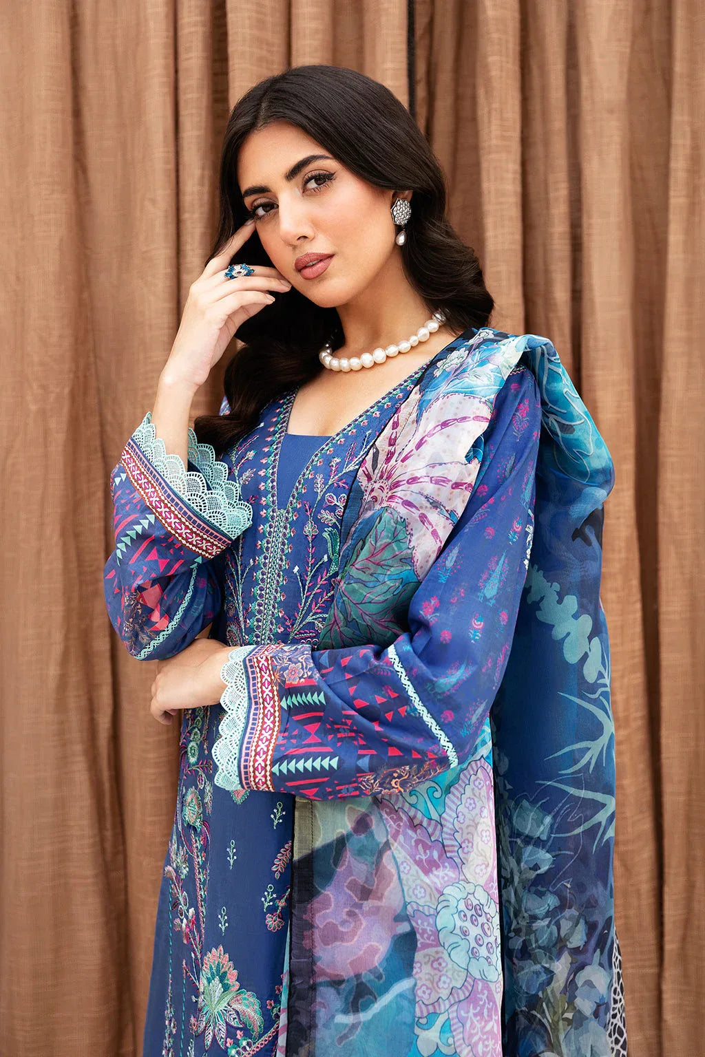 Ramsha | Mashaal Luxury Lawn | L-1112 - Aqsa Fabrics