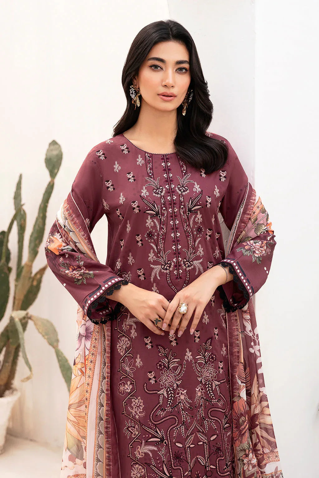 Ramsha | Mashaal Luxury Lawn | L-1108 - Aqsa Fabrics