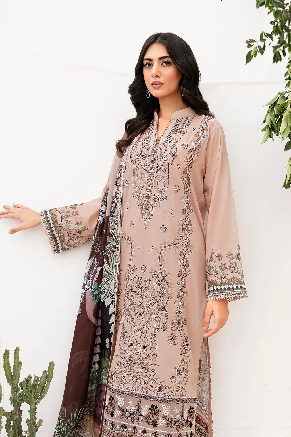 Ramsha | Mashaal Luxury Lawn | L-1106 - Aqsa Fabrics