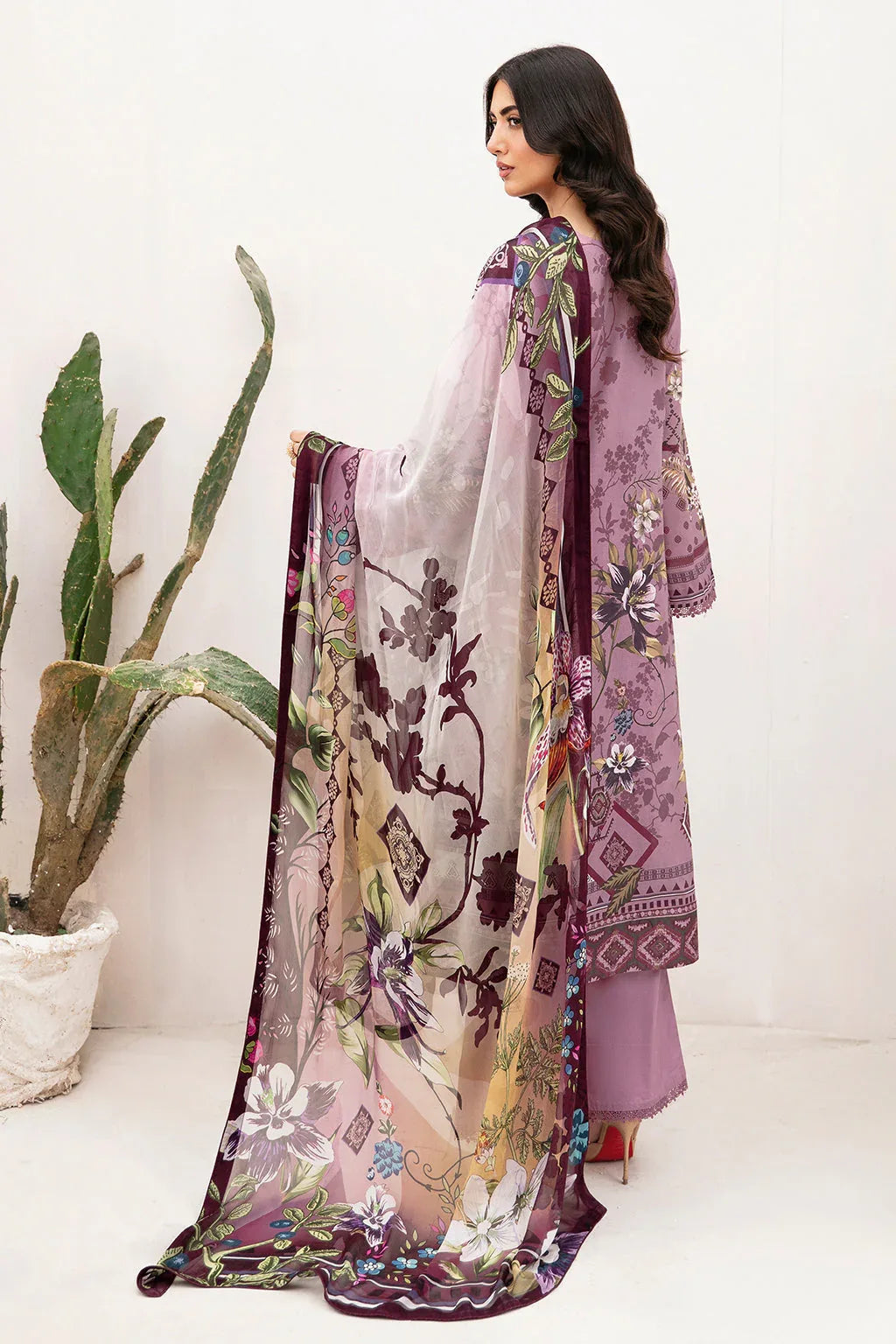 Ramsha | Mashaal Luxury Lawn | L-1103 - Aqsa Fabrics