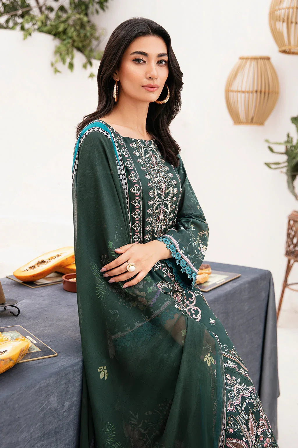 Ramsha | Mashaal Luxury Lawn | L-1109 - Aqsa Fabrics