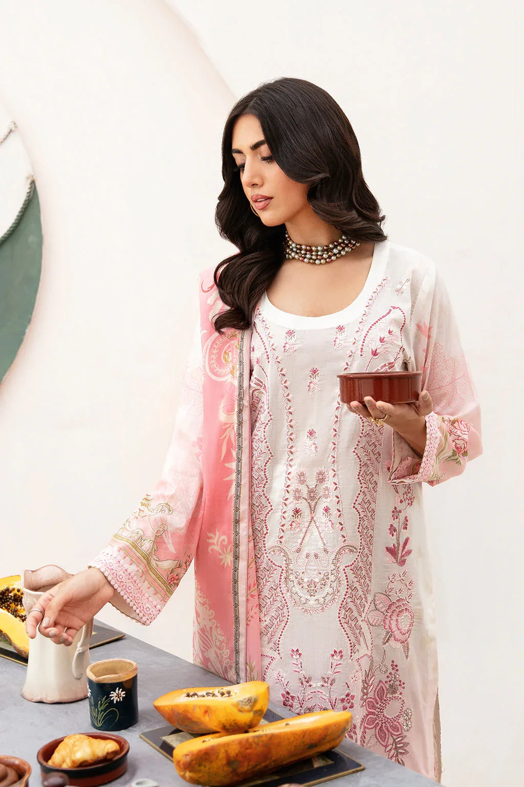 Ramsha | Mashaal Luxury Lawn | L-1104 - Aqsa Fabrics