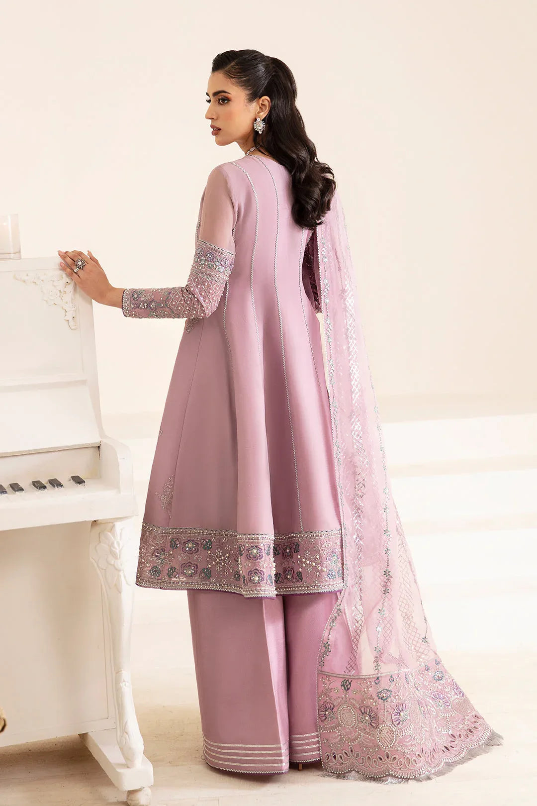 Alizeh | Reena Wedding Edits | AF-HM-4012-VIERA - Aqsa Fabrics