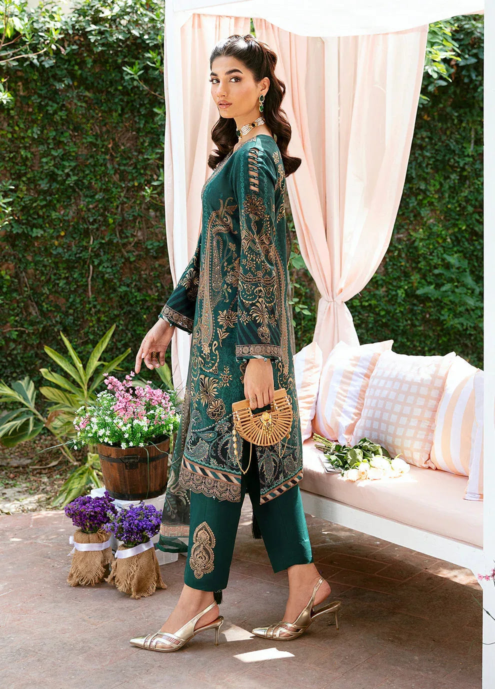 Gulaal | Summer Glow Lawn 24 | EMMELINE (GL-L-24V3-08) - Aqsa Fabrics