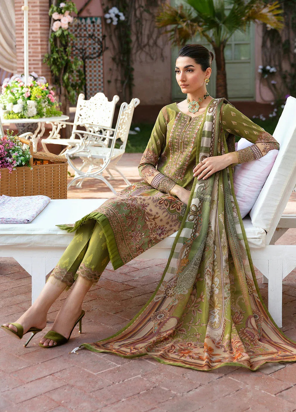 Gulaal | Summer Glow Lawn 24 | ALICIA (GL-L-24V3-04) - Aqsa Fabrics