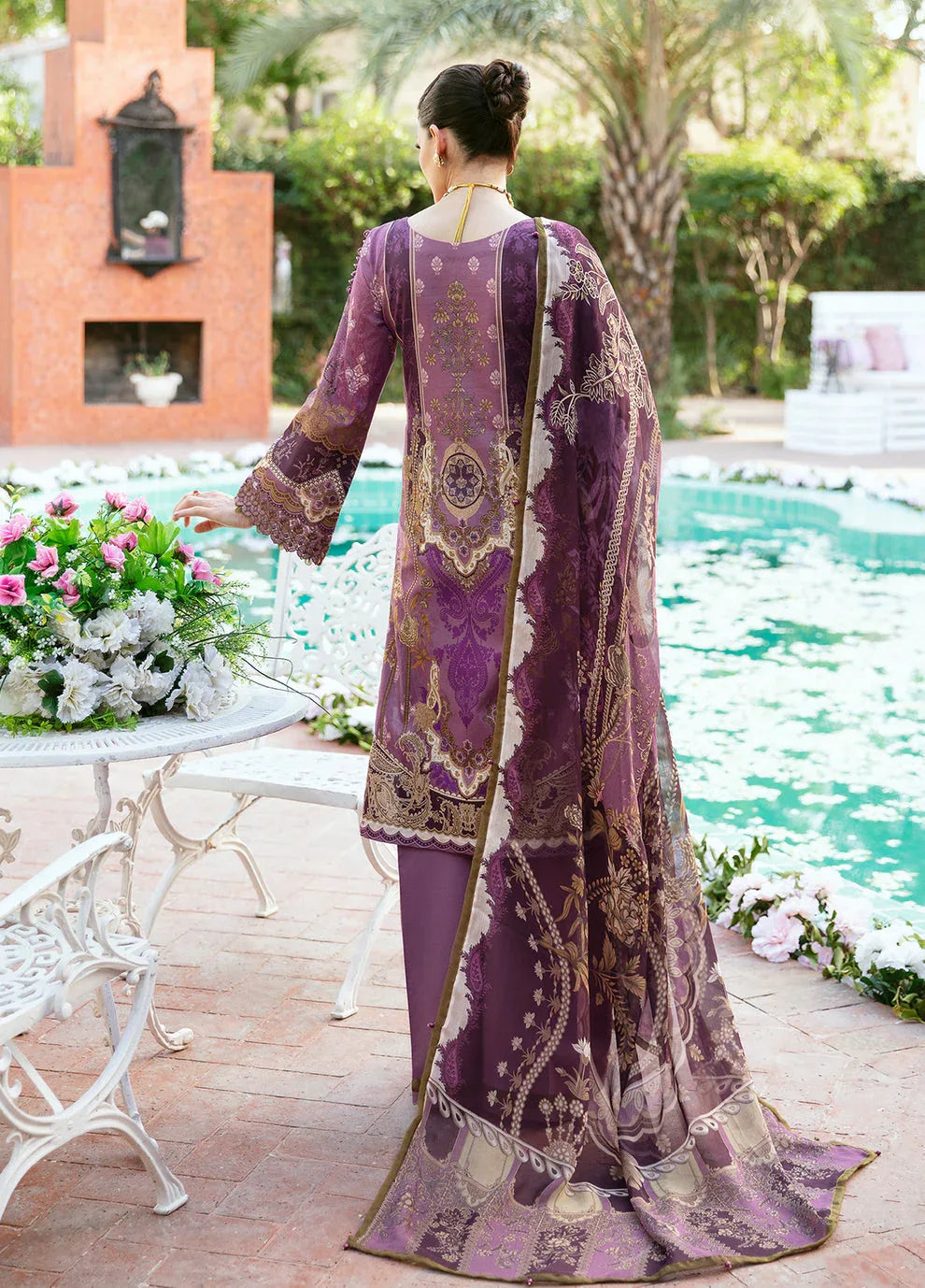 Gulaal | Summer Glow Lawn 24 | ESMERAY (GL-L-24V3-03) - Aqsa Fabrics