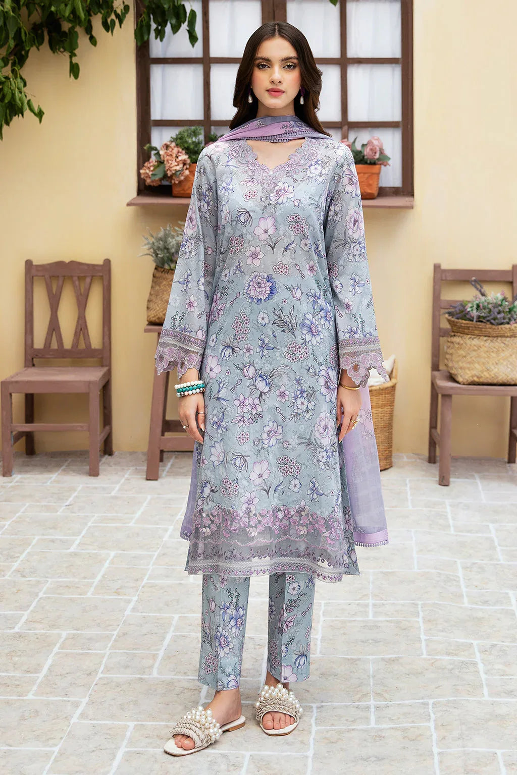 Ramsha | Rangrez Lawn Collection | N-508 - Aqsa Fabrics