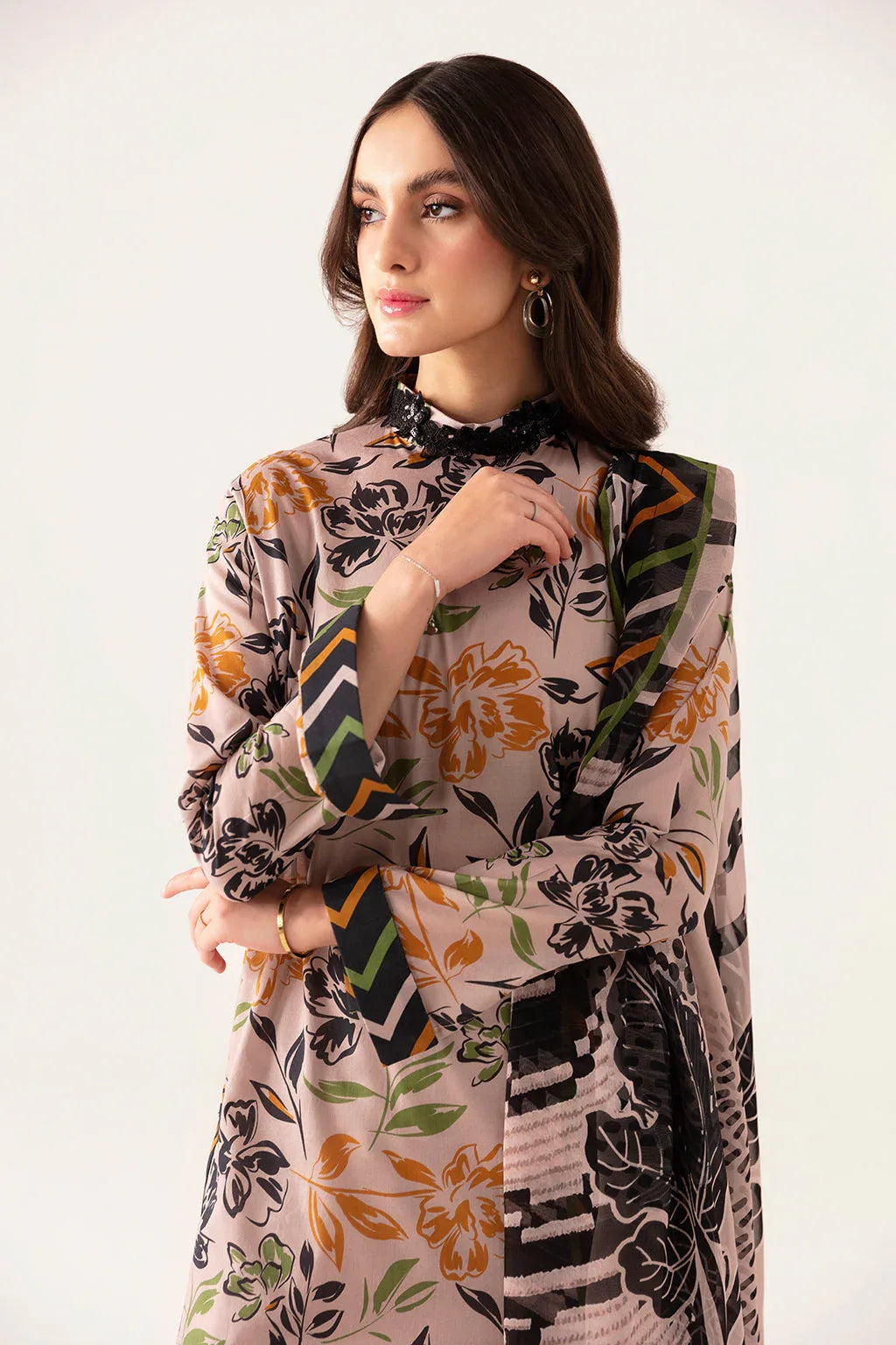Ramsha | Pinted Lawn | RP-106 - Aqsa Fabrics