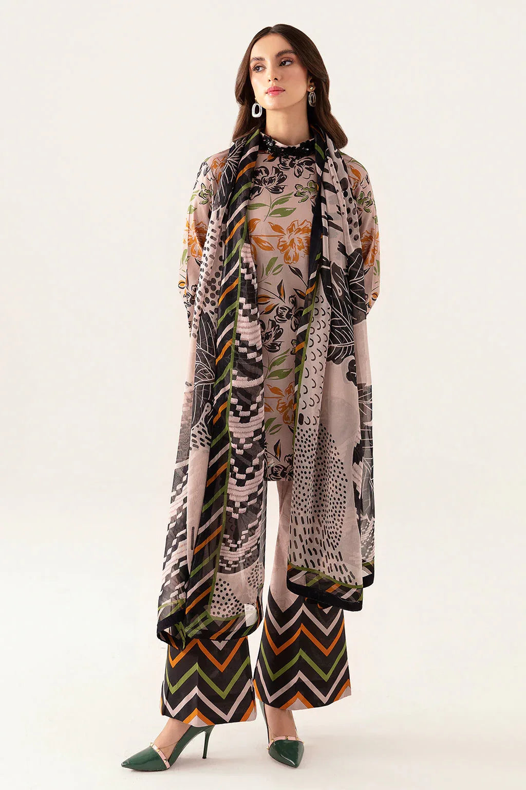 Ramsha | Pinted Lawn | RP-106 - Aqsa Fabrics