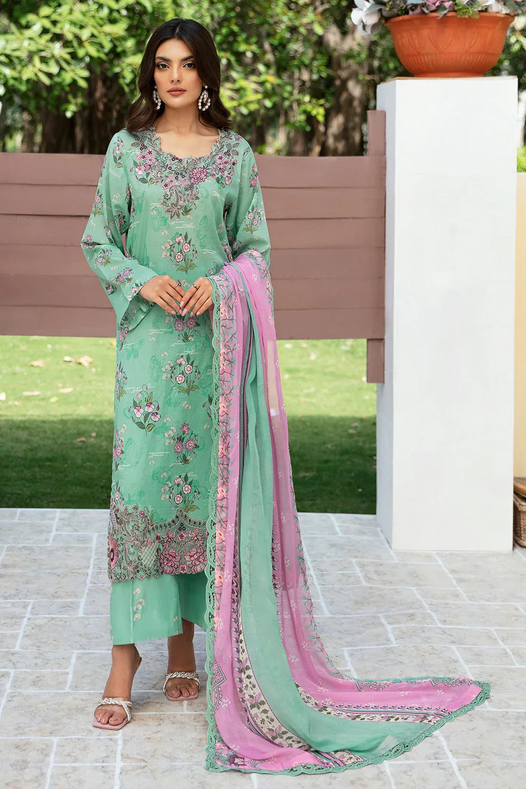 Ramsha | Rangrez Lawn Collection | N-510 - Aqsa Fabrics