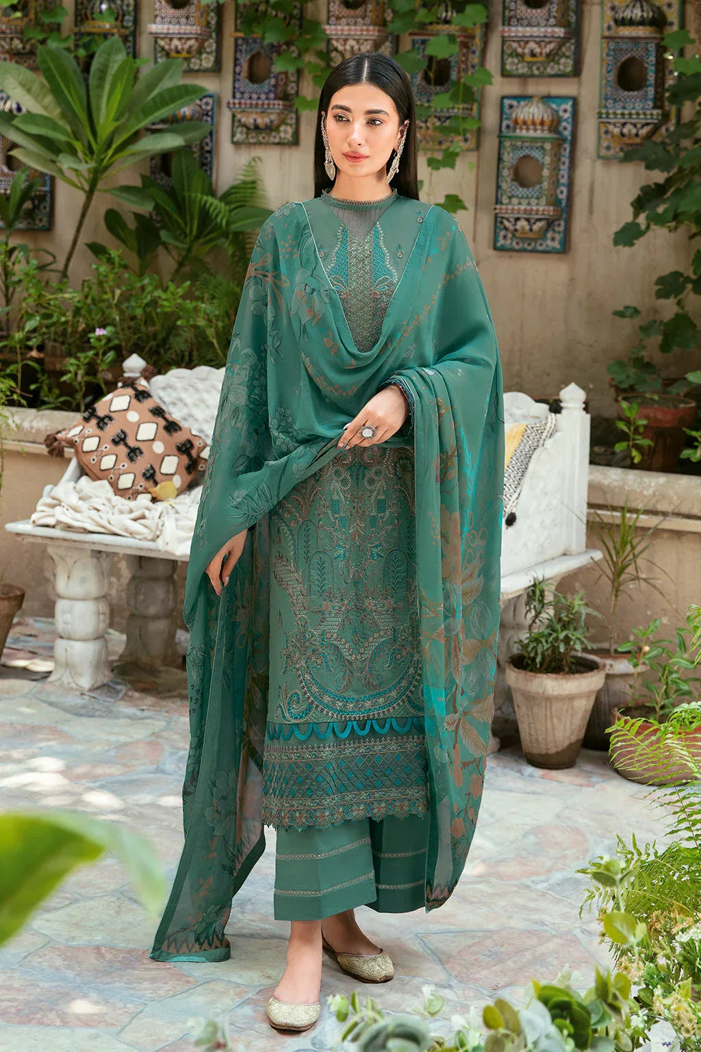 Ramsha | Luxury Lawn 24 | L-804 - Aqsa Fabrics