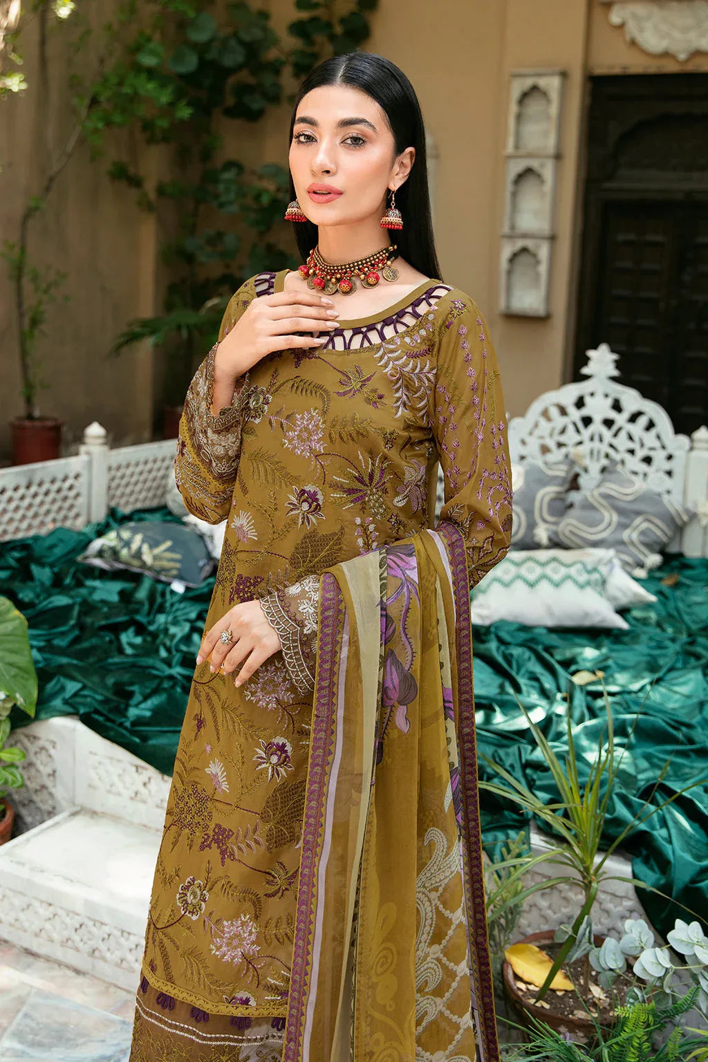 Ramsha | Luxury Lawn 24 | L-808 - Aqsa Fabrics