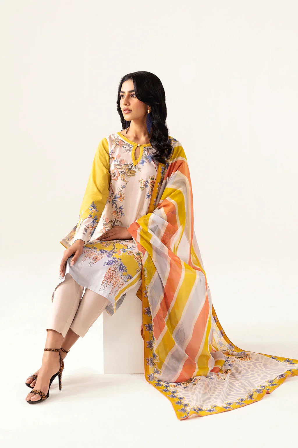 Ramsha | Pinted Lawn | RP-111 - Aqsa Fabrics
