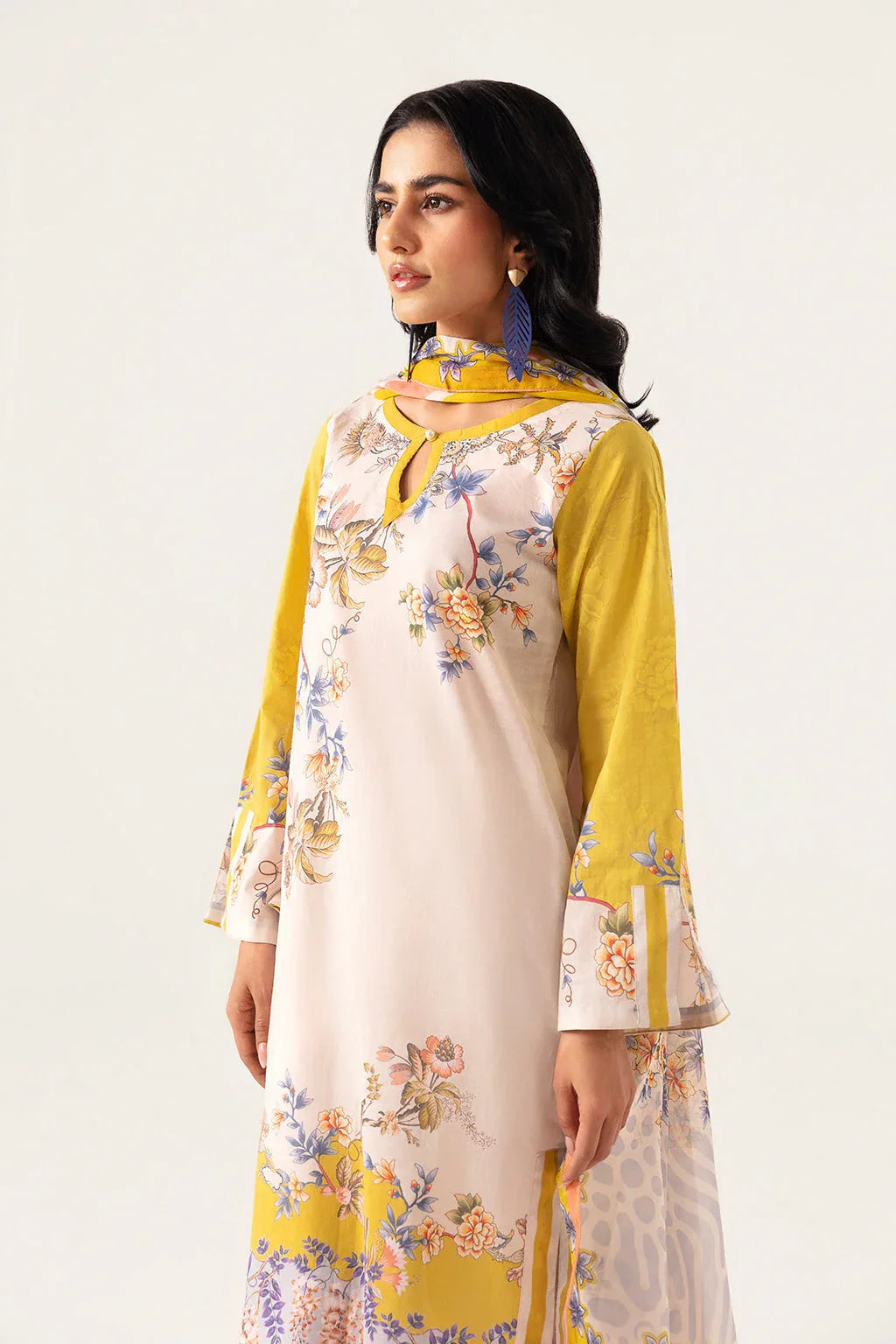 Ramsha | Pinted Lawn | RP-111 - Aqsa Fabrics