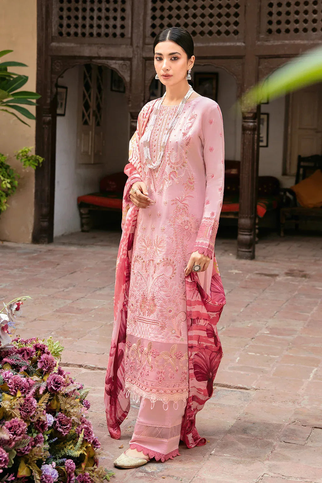 Ramsha | Luxury Lawn 24 | L-806 - Aqsa Fabrics
