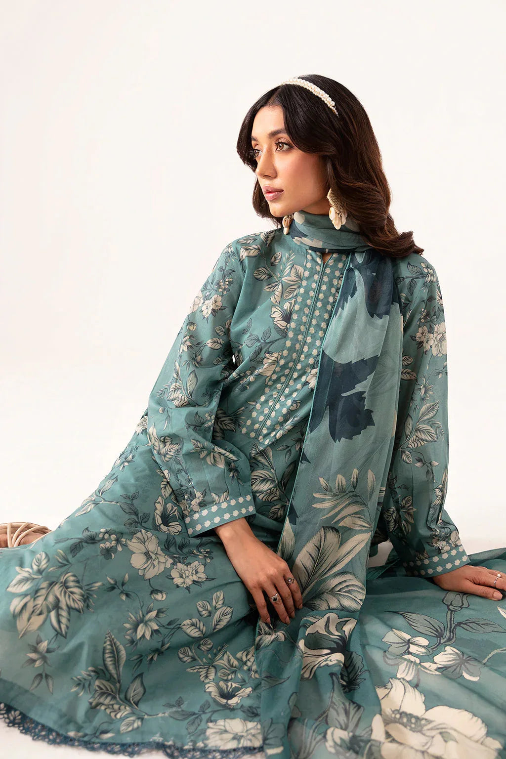 Ramsha | Pinted Lawn | RP-104 - Aqsa Fabrics