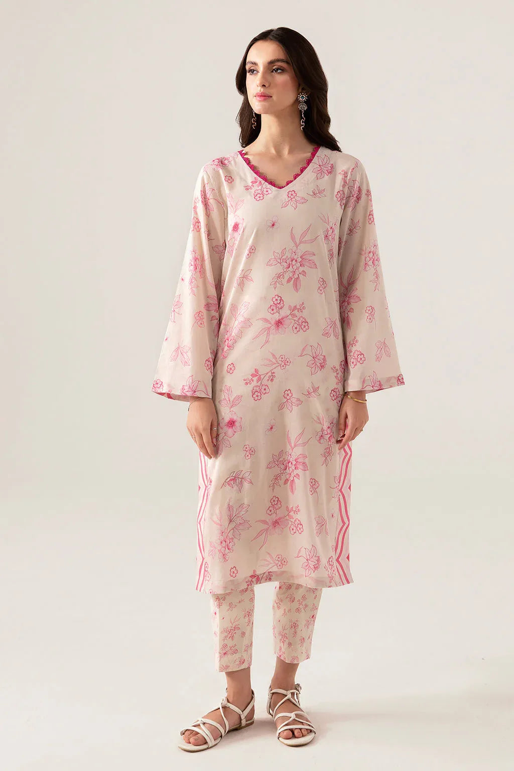 Ramsha | Pinted Lawn | RP-105 - Aqsa Fabrics