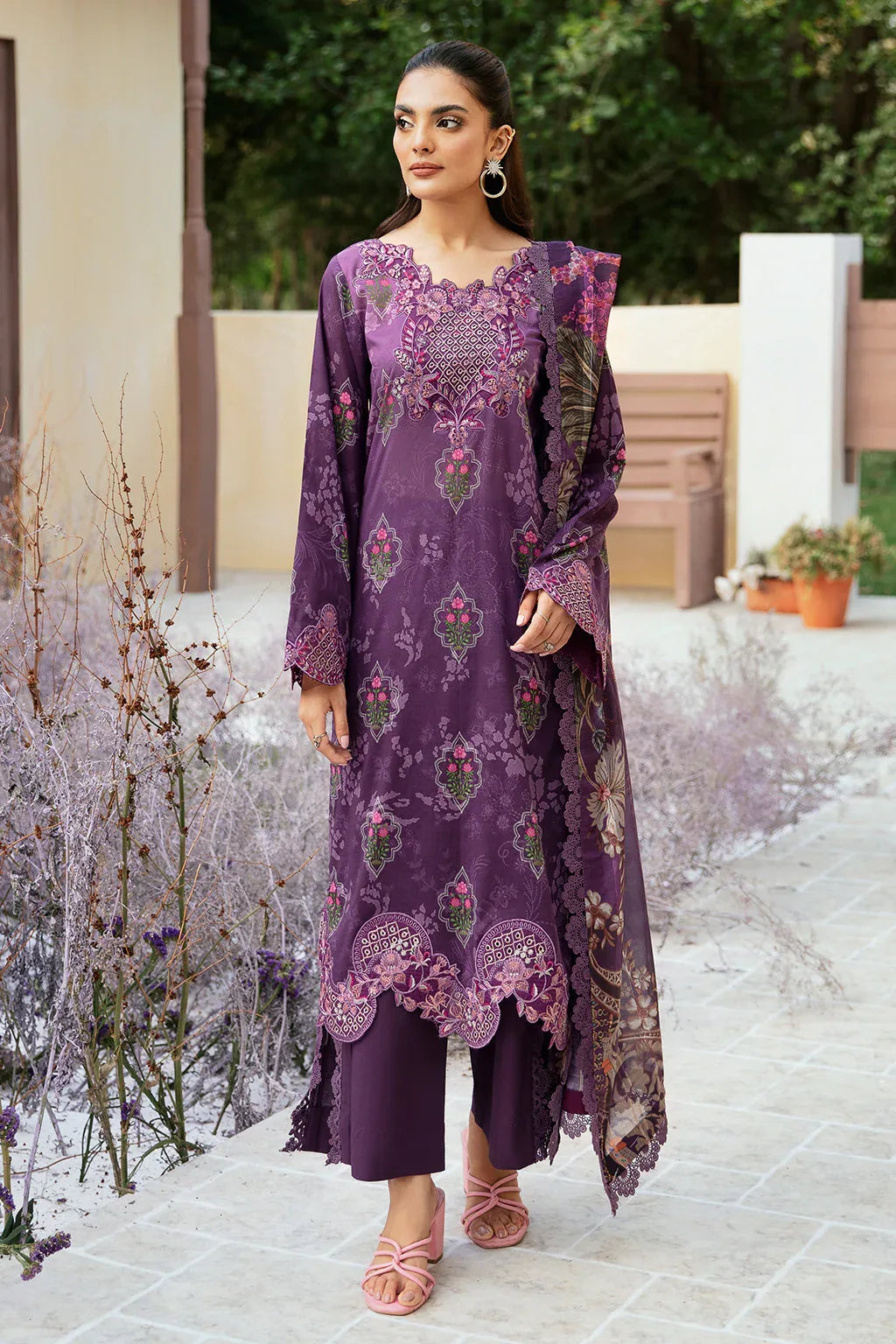 Ramsha | Rangrez Lawn Collection | N-506 - Aqsa Fabrics