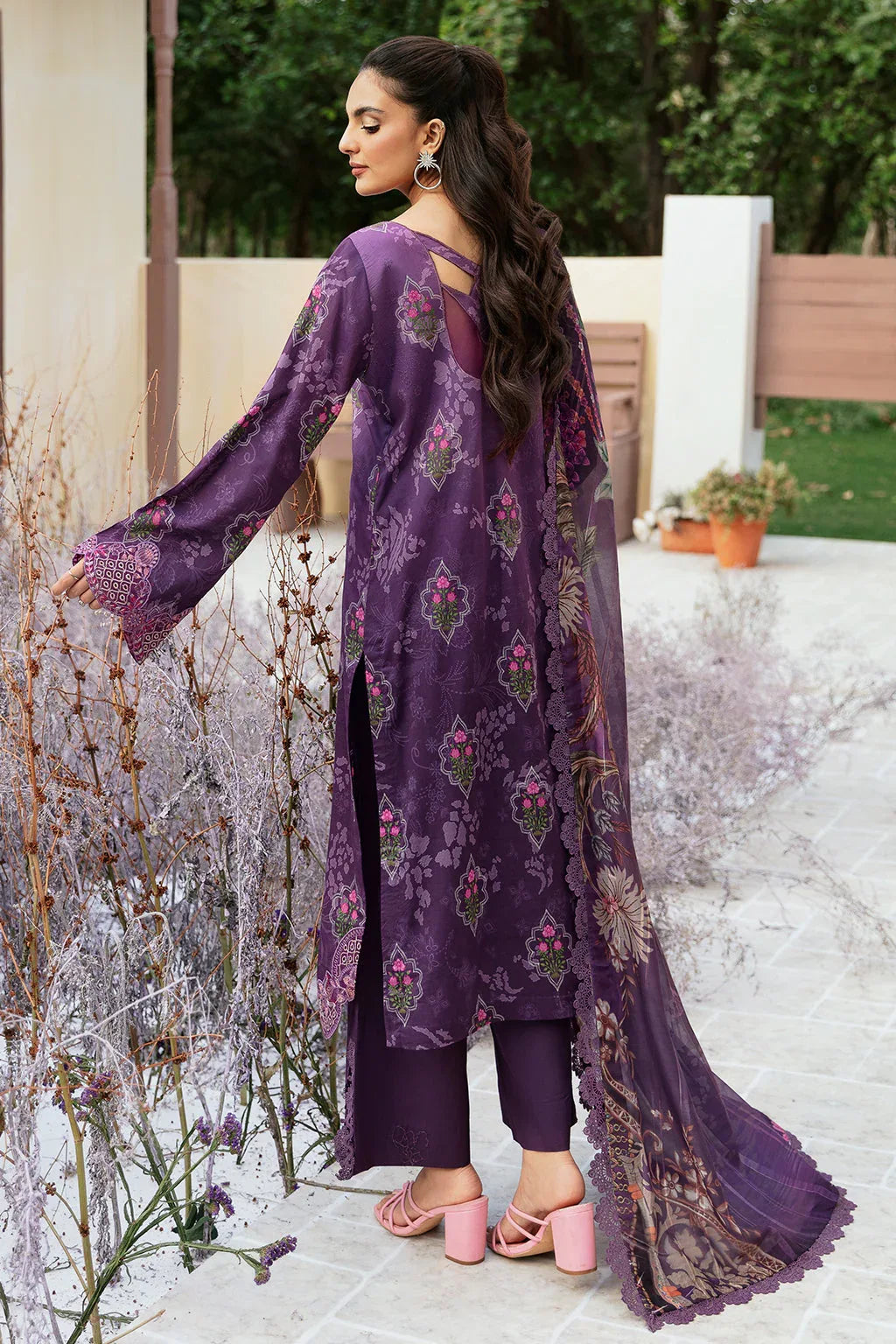 Ramsha | Rangrez Lawn Collection | N-506 - Aqsa Fabrics