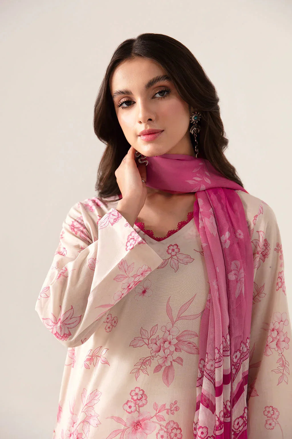 Ramsha | Pinted Lawn | RP-105 - Aqsa Fabrics