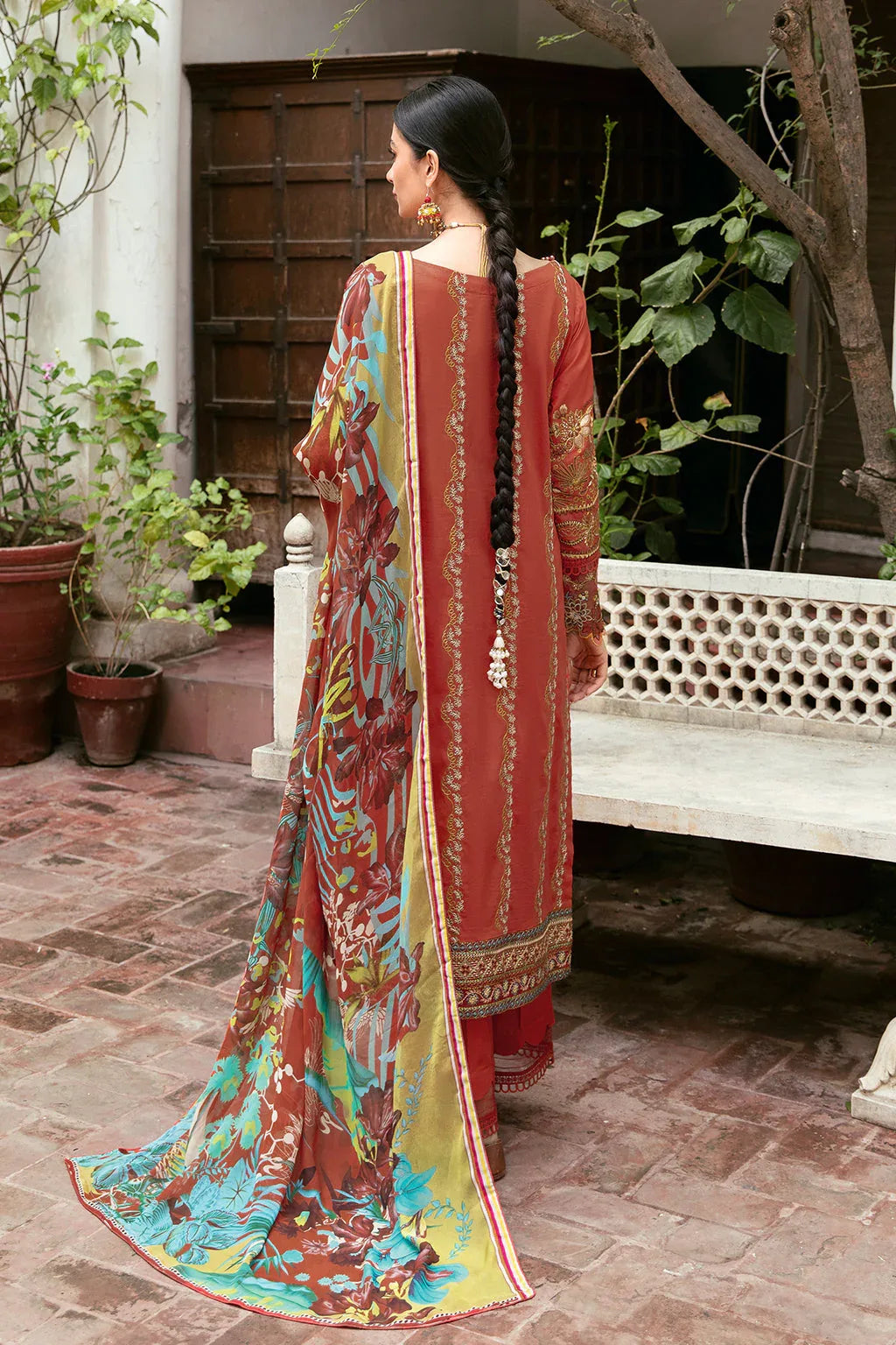 Ramsha | Mashaal Luxury Lawn | L-810 - Aqsa Fabrics