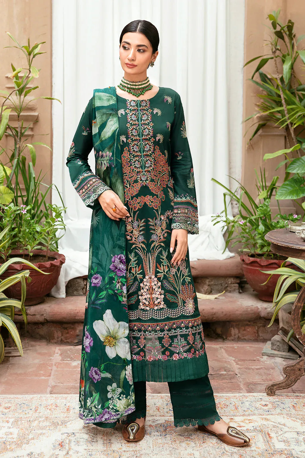 Ramsha | Luxury Lawn 24 | L-801 - Aqsa Fabrics