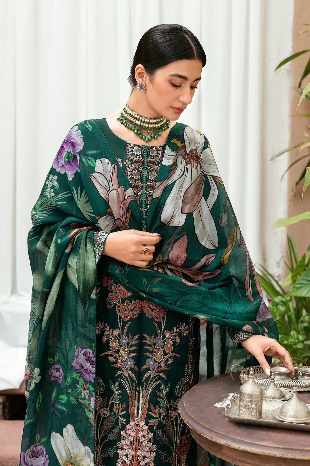 Ramsha | Mashaal Luxury Lawn | L-801 - Aqsa Fabrics