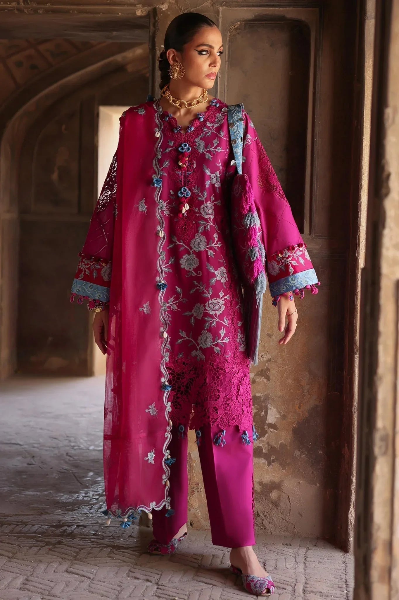 Elan | Luxury Lawn 25 | OPHELIA (EL25-10 B) - Aqsa Fabrics