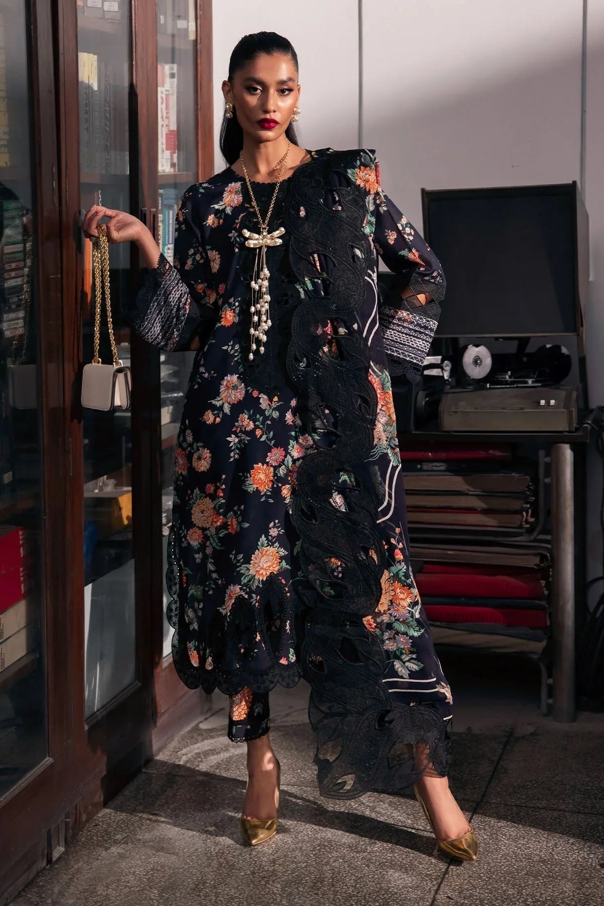 Nureh | Glam Girl Lawn | GL-18 - Aqsa Fabrics