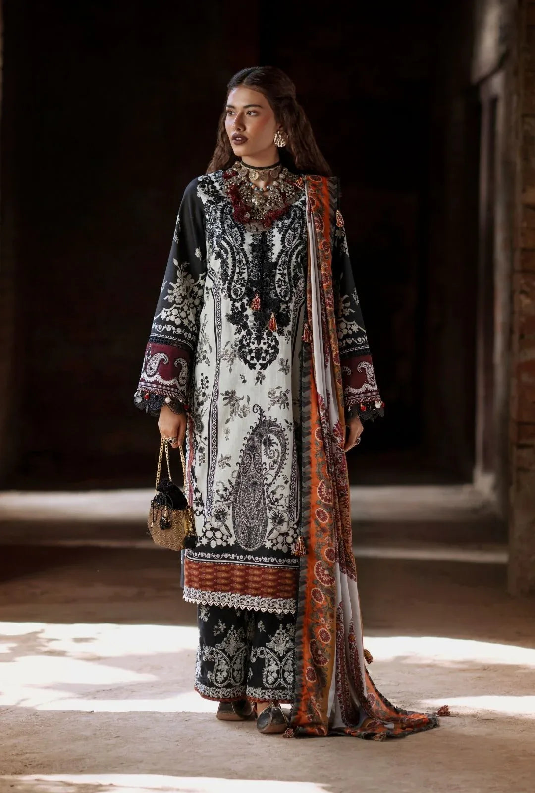 AJR Couture | Sard Sham | Makhmal - Aqsa Fabrics