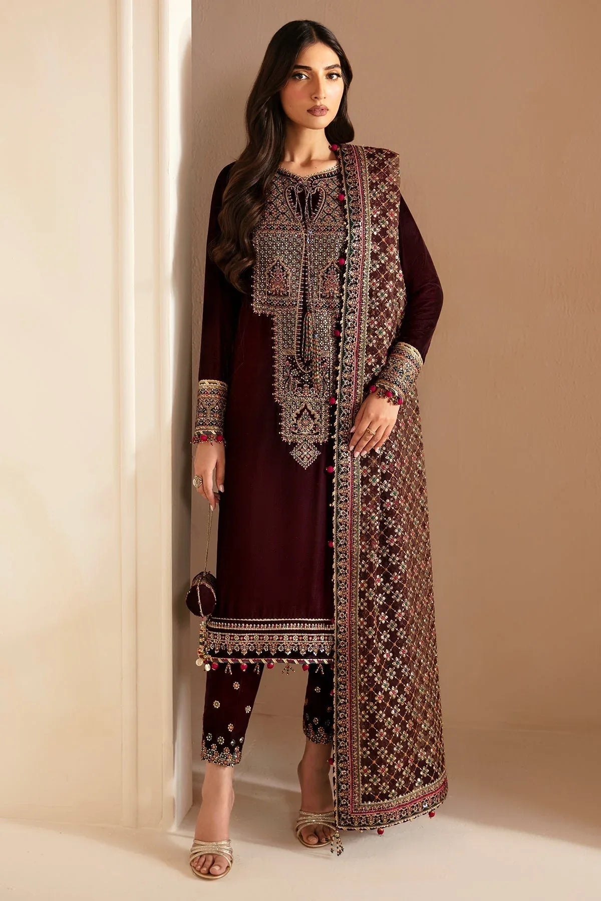 Jazmin | Velvet Edit 24 | Velvet Formal VF-2022 - Aqsa Fabrics