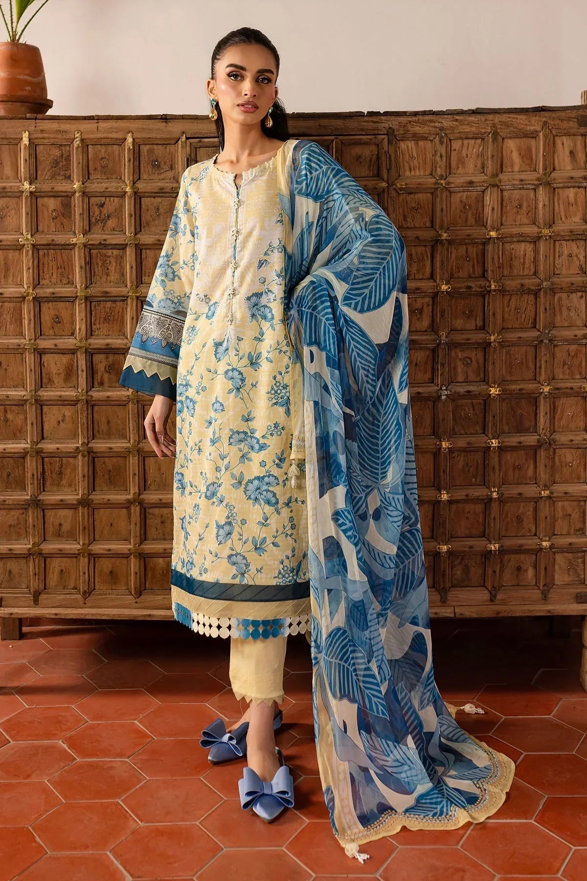 Nureh | Printed lawn 25 | SP-136 - Aqsa Fabrics