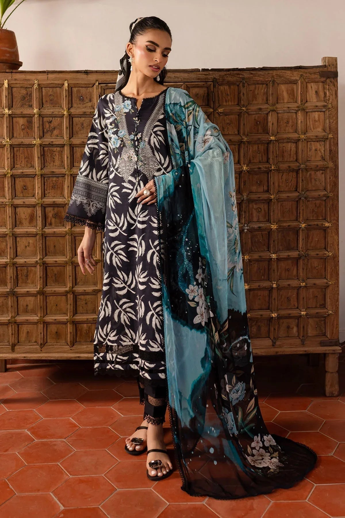 Nureh | Printed Lawn 25 | SP-142 - Aqsa Fabrics