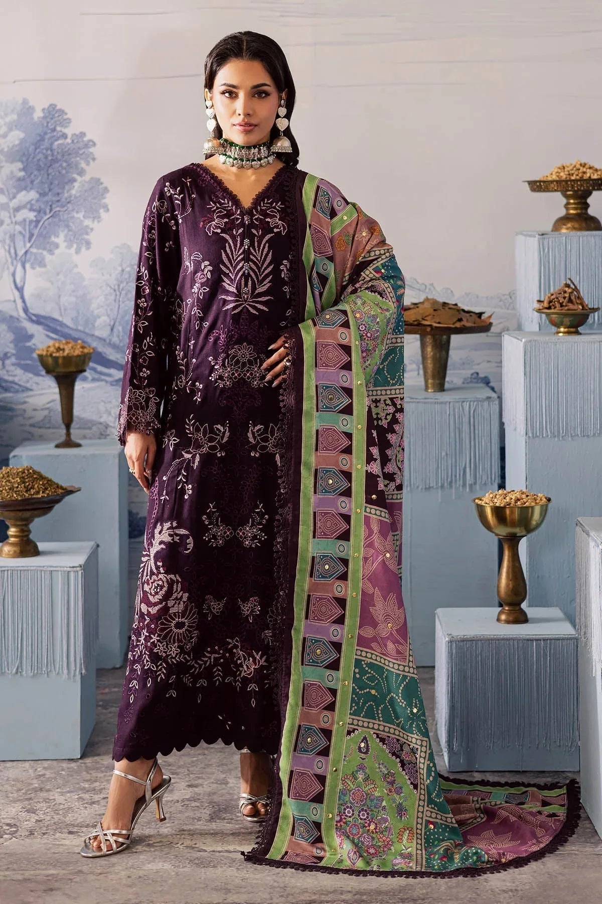 Nureh | Bazaar Luxe 25 | NE-208 - Aqsa Fabrics