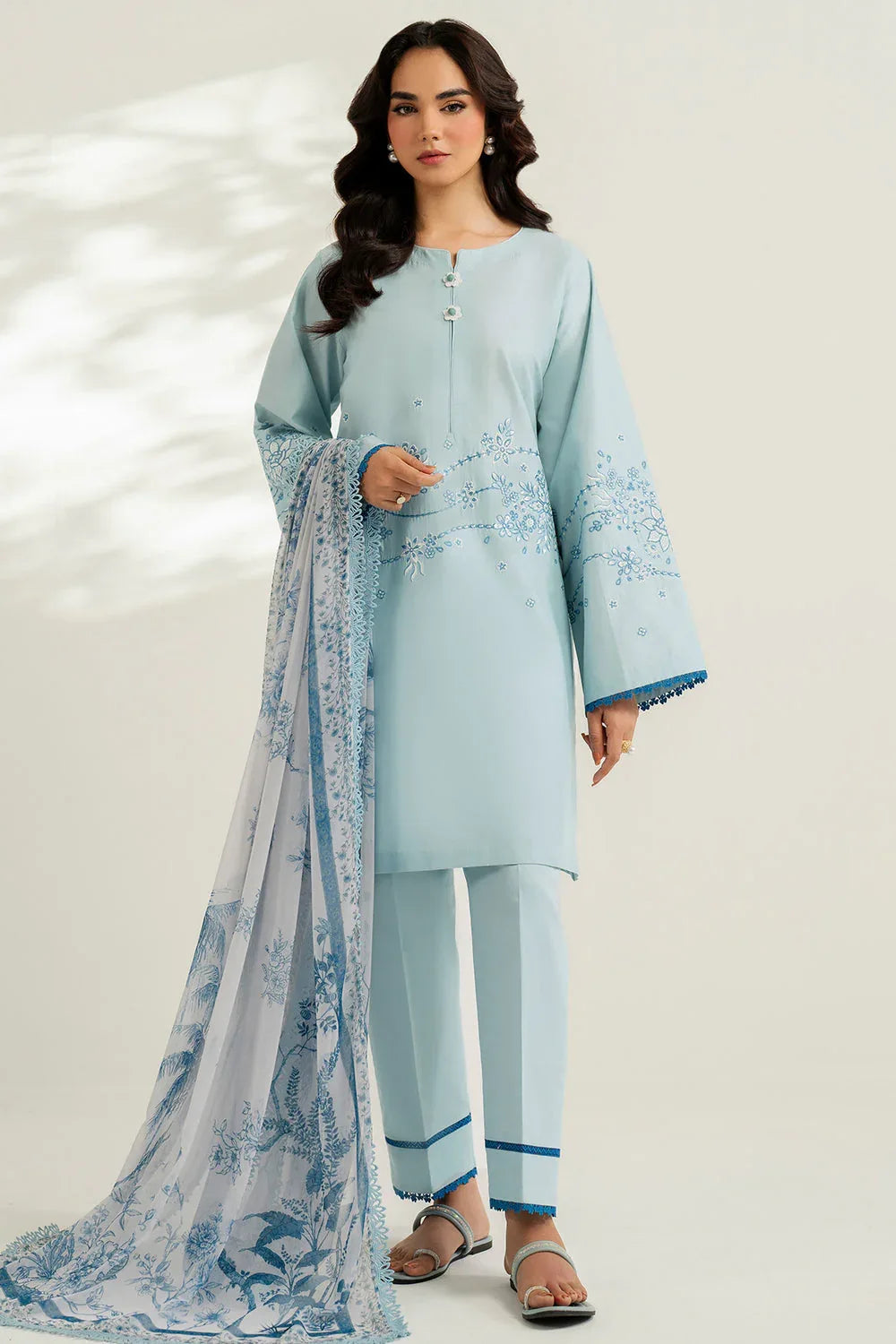 Farasha | Thread Lines Embroidered | Ash Mist - Aqsa Fabrics