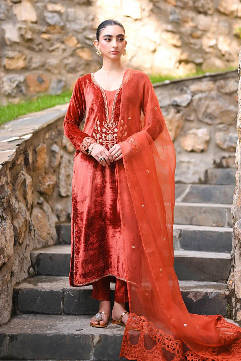 Hue Pret | Farasha Luxury Winter | Freya - Aqsa Fabrics