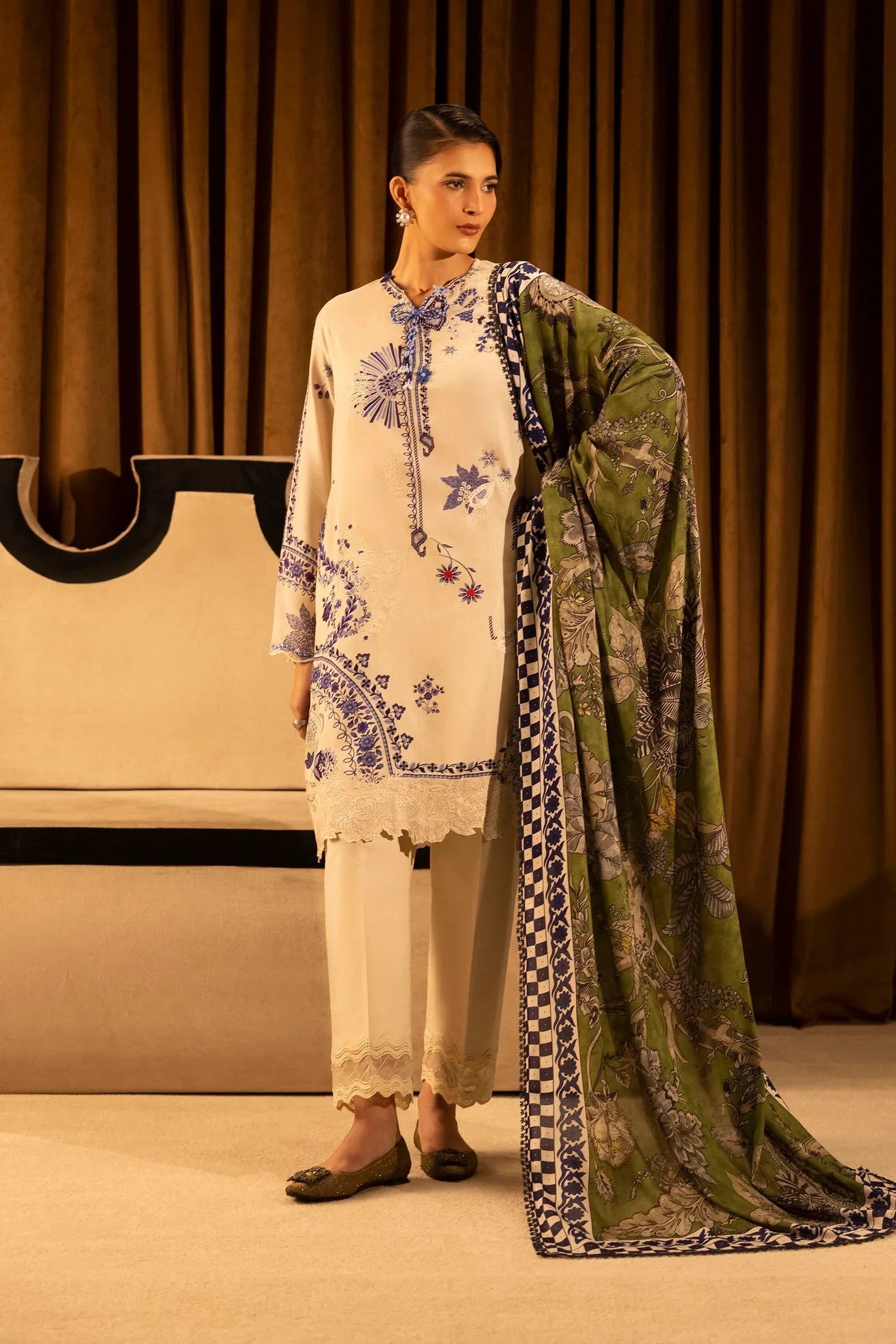 Sana Safinaz | Muzlin Winter 25 | 020B - Aqsa Fabrics