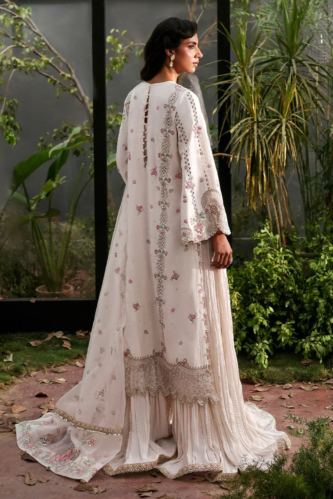 Afrozeh | La Fuchsia 25 | Rue - Aqsa Fabrics