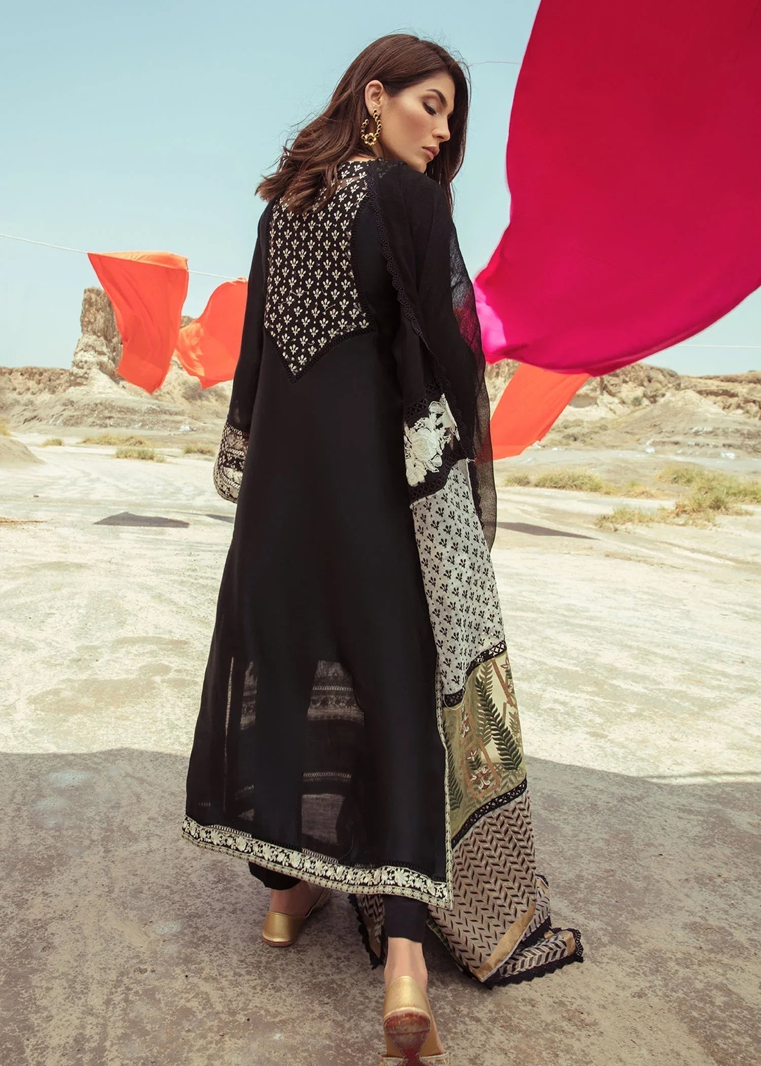 Saira Shakira | Luxury Pret | Black Beauty - Aqsa Fabrics