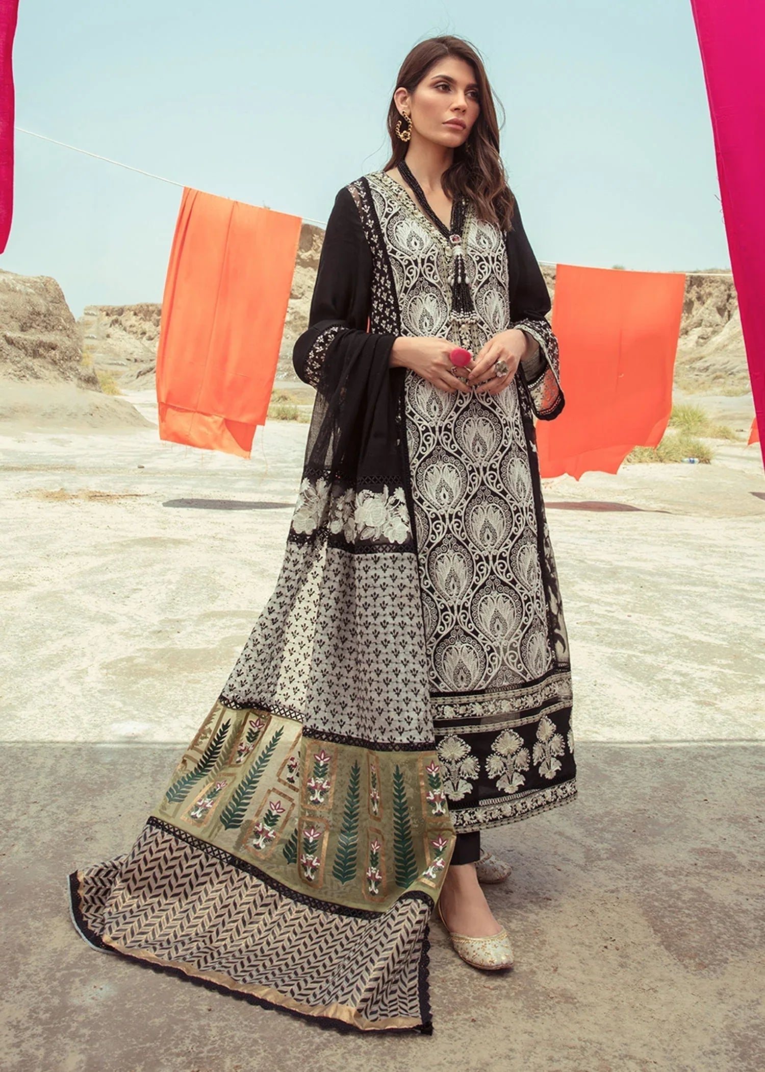 Saira Shakira | Luxury Pret | Black Beauty - Aqsa Fabrics
