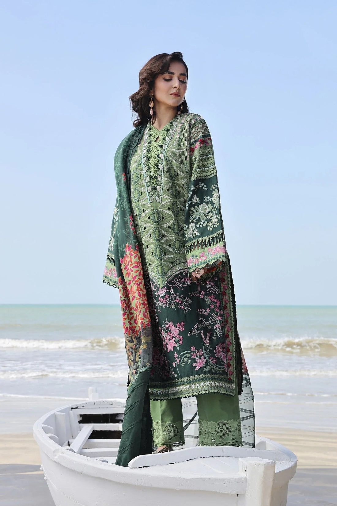 Maryam Hussain | Luxury Lawn 24 | GARDENIA - Aqsa Fabrics