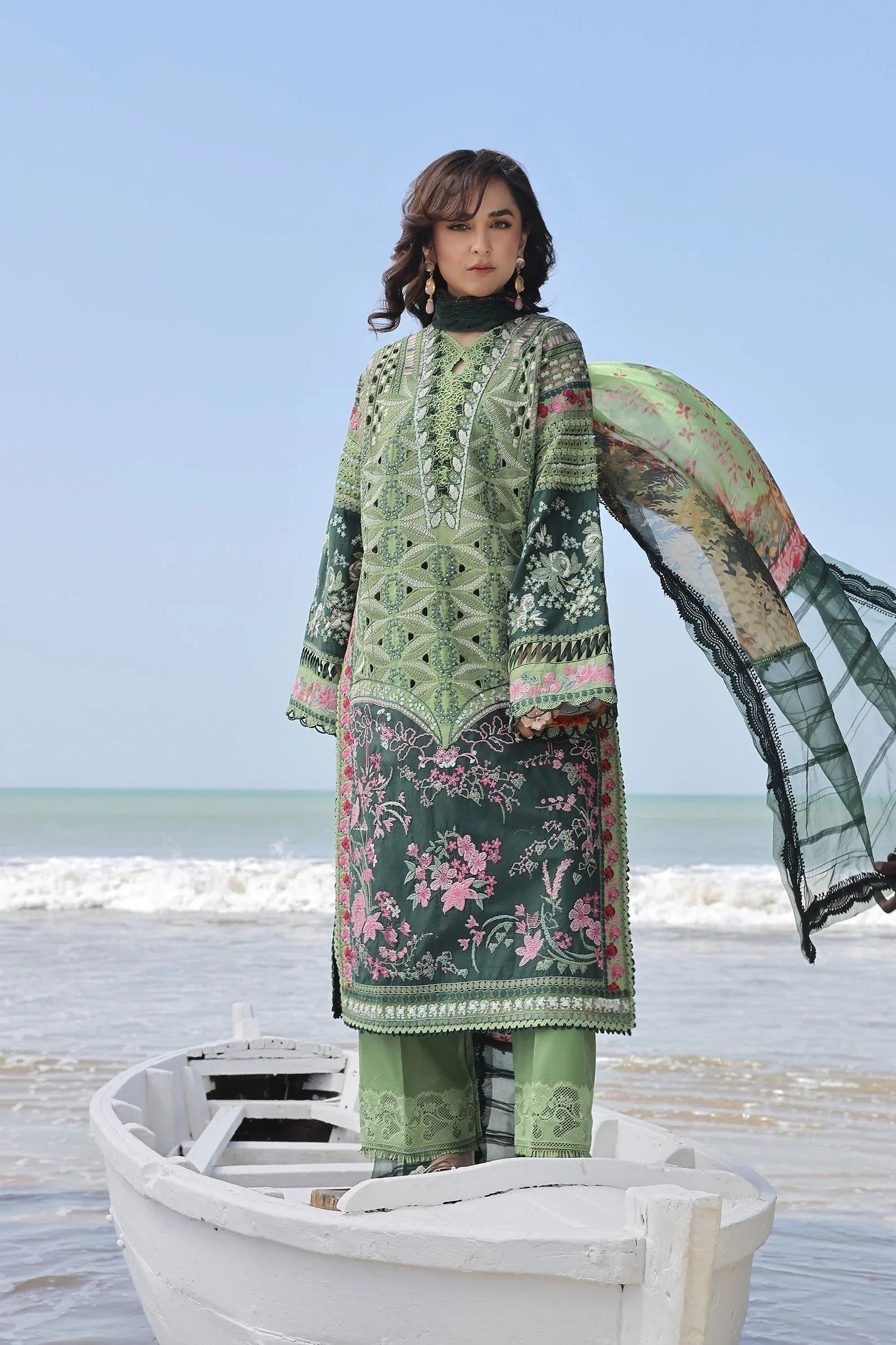 Maryam Hussain | Luxury Lawn 24 | GARDENIA - Aqsa Fabrics